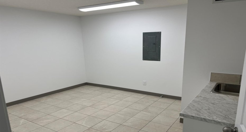 10071 120 Avenue, Grande Prairie, Alberta T8V 8H8, ,Commercial,For Lease,120,A2018030