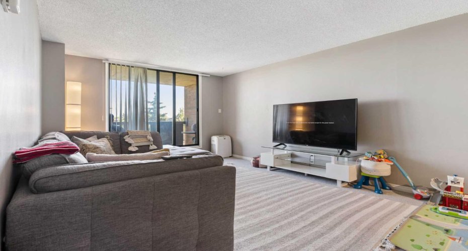 30 Mchugh Court, Calgary, Alberta T2E7X3, 2 Bedrooms Bedrooms, ,1 BathroomBathrooms,Residential,For Sale,Mchugh,A2226548