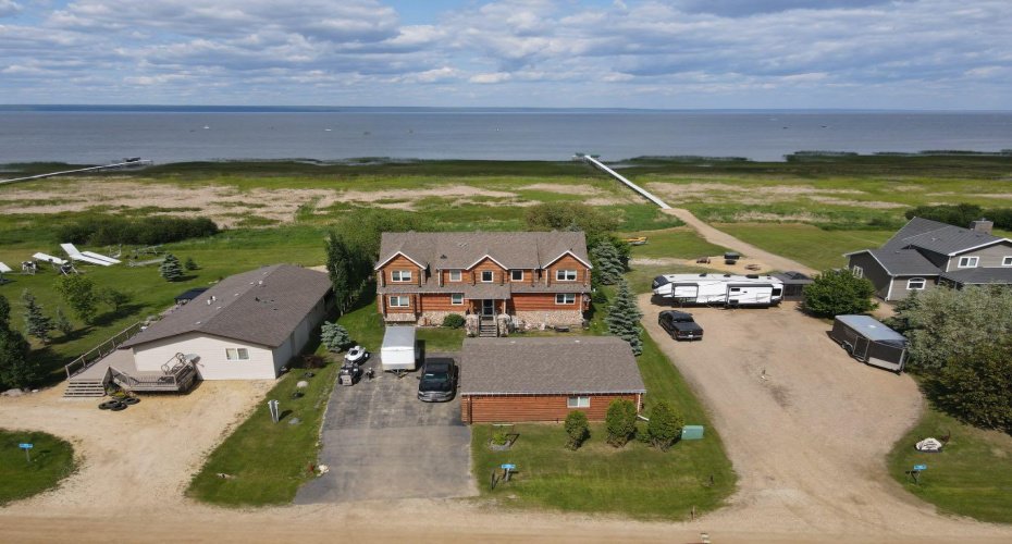 180 162 Peace River Avenue, Joussard, Alberta T0G 1J0, 5 Bedrooms Bedrooms, ,4 BathroomsBathrooms,Residential,For Sale,162 Peace River,A2227380