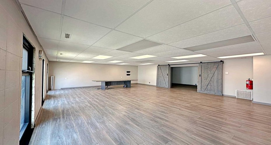 8121 Fraser Avenue, Fort McMurray, Alberta T9H 1W5, ,Commercial,For Lease,Fraser,A2227429
