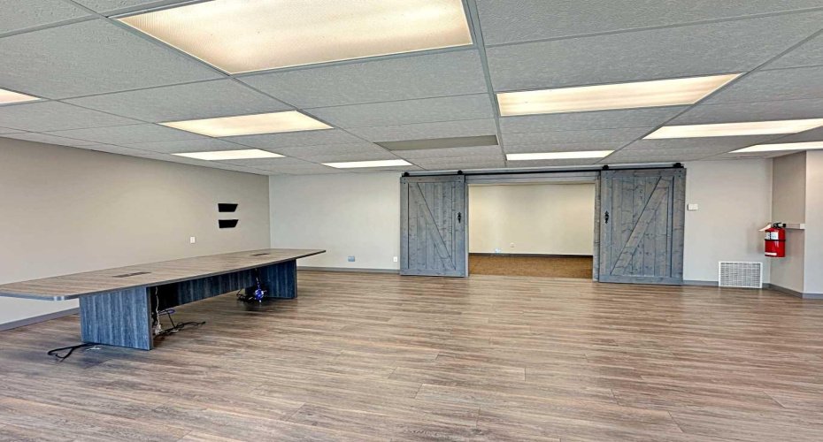 8121 Fraser Avenue, Fort McMurray, Alberta T9H 1W5, ,Commercial,For Lease,Fraser,A2227429
