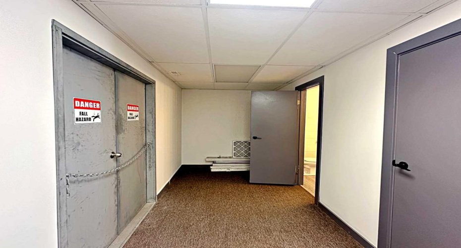 8121 Fraser Avenue, Fort McMurray, Alberta T9H 1W5, ,Commercial,For Lease,Fraser,A2227429