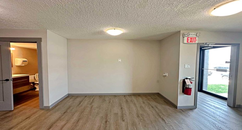 8121 Fraser Avenue, Fort McMurray, Alberta T9H 1W5, ,Commercial,For Lease,Fraser,A2227429