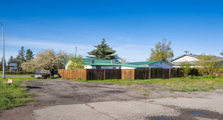 309 GOVERNMENT Road, Diamond Valley, Alberta T0L 0H0, ,Commercial,For Sale,GOVERNMENT,A2221577