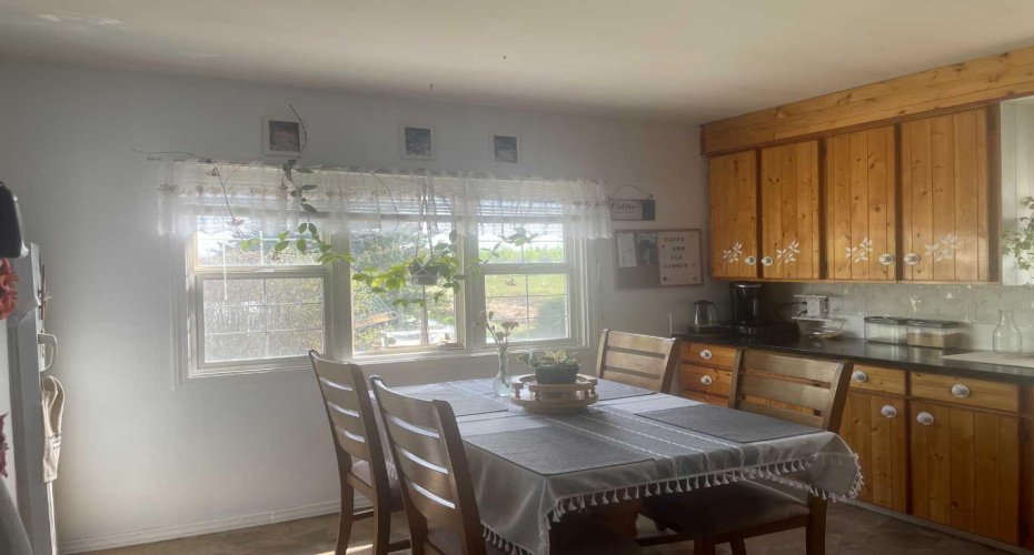 842048 RGE RD 51, Rural Clear Hills County, Alberta T0H 2A0, 5 Bedrooms Bedrooms, ,1 BathroomBathrooms,Residential,For Sale,RGE RD 51,A2225599