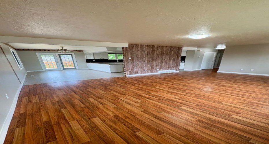 45 3 Avenue, Tilley, Alberta T1R3K0, 4 Bedrooms Bedrooms, ,2 BathroomsBathrooms,Residential,For Sale,3,A2228800