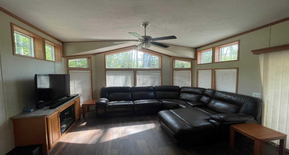 10 Tugate Drive, Rural Mackenzie County, Alberta T0H 1Z0, 1 Bedroom Bedrooms, ,1 BathroomBathrooms,Residential,For Sale,Tugate,A2228452