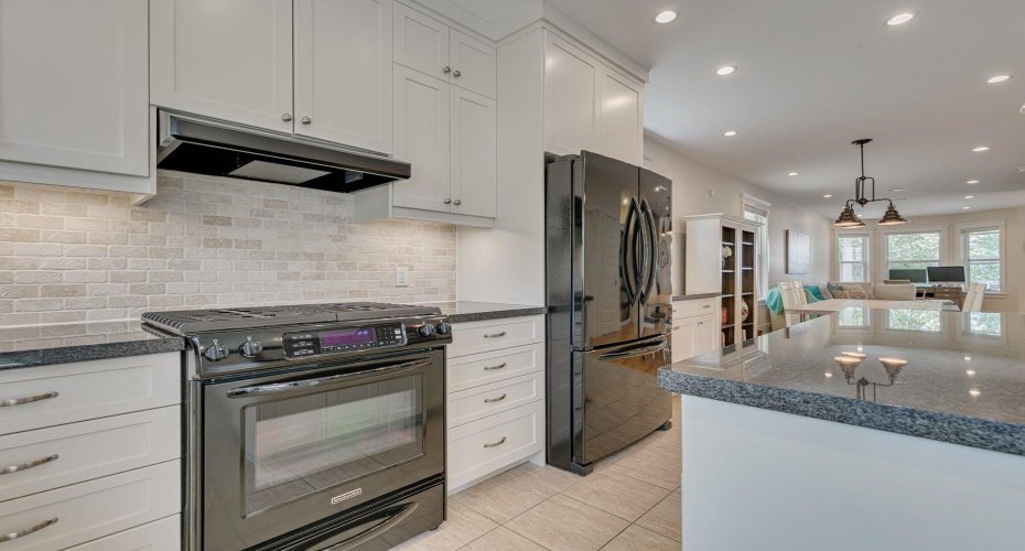 609 23 Avenue, Calgary, Alberta T2S0J6, 4 Bedrooms Bedrooms, ,4 BathroomsBathrooms,Residential,For Sale,23,A2228494