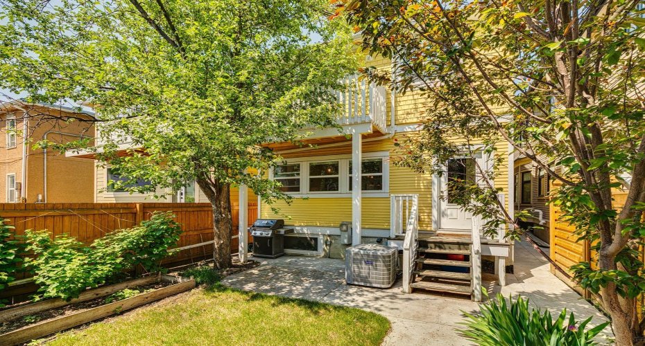 609 23 Avenue, Calgary, Alberta T2S0J6, 4 Bedrooms Bedrooms, ,4 BathroomsBathrooms,Residential,For Sale,23,A2228494