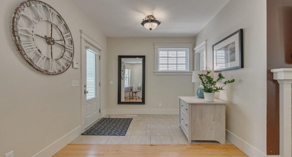 609 23 Avenue, Calgary, Alberta T2S0J6, 4 Bedrooms Bedrooms, ,4 BathroomsBathrooms,Residential,For Sale,23,A2228494