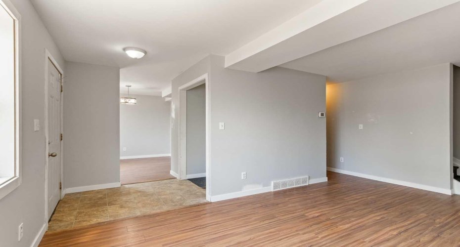 19 3 Avenue, Marshall, Saskatchewan S0M1R0, 3 Bedrooms Bedrooms, ,2 BathroomsBathrooms,Residential,For Sale,3,A2228944