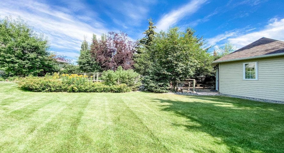 5205 59 Street Close, Stettler, Alberta T4K 1K8, 5 Bedrooms Bedrooms, ,5 BathroomsBathrooms,Residential,For Sale,59,A1251670