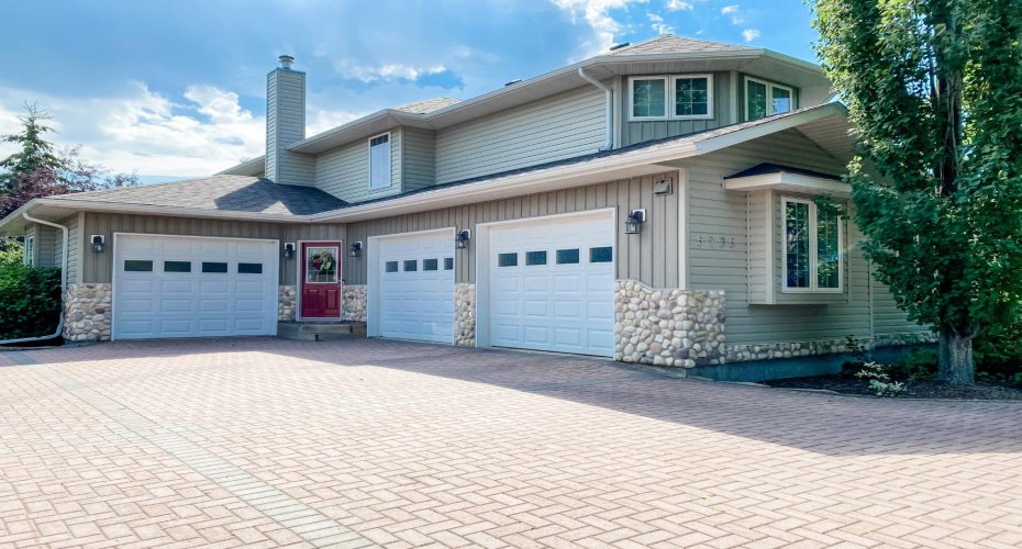5205 59 Street Close, Stettler, Alberta T4K 1K8, 5 Bedrooms Bedrooms, ,5 BathroomsBathrooms,Residential,For Sale,59,A1251670