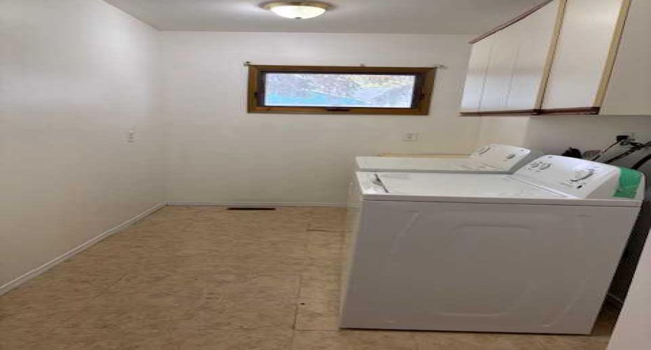 5027 52 Street, Hardisty, Alberta T0B1V0, 5 Bedrooms Bedrooms, ,3 BathroomsBathrooms,Residential,For Sale,52,A2228959