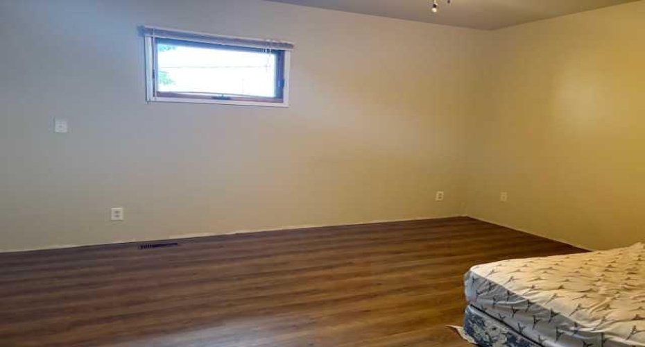 5027 52 Street, Hardisty, Alberta T0B1V0, 5 Bedrooms Bedrooms, ,3 BathroomsBathrooms,Residential,For Sale,52,A2228959