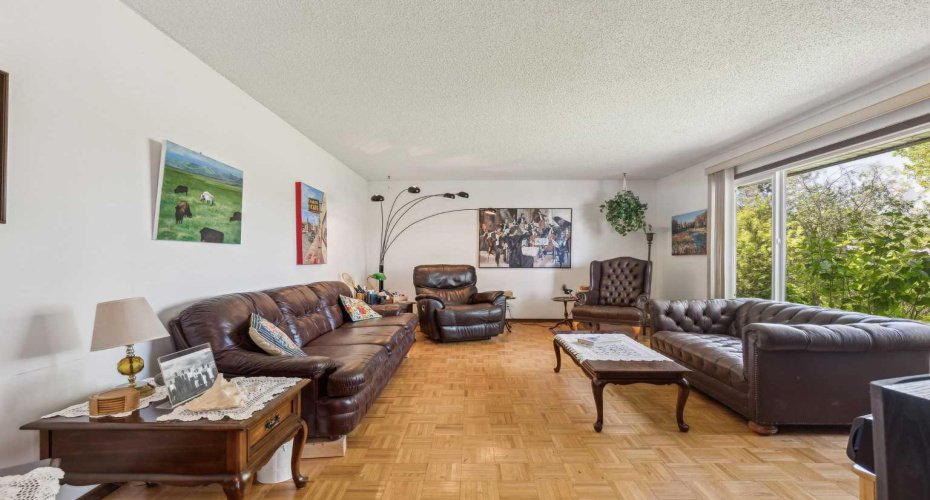 530027 56 Street, Rural Foothills County, Alberta T1V1P6, 3 Bedrooms Bedrooms, ,2 BathroomsBathrooms,Residential,For Sale,56,A2225867