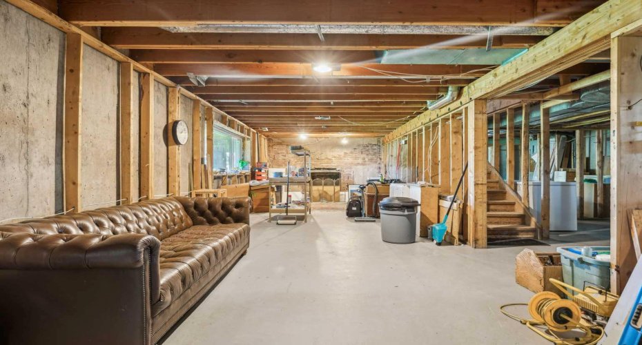 530027 56 Street, Rural Foothills County, Alberta T1V1P6, 3 Bedrooms Bedrooms, ,2 BathroomsBathrooms,Residential,For Sale,56,A2225867