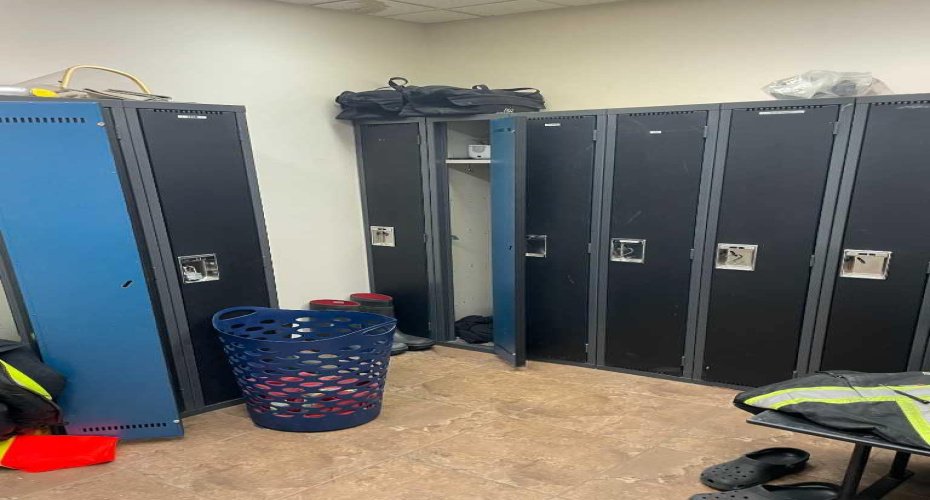 3415 35 Avenue, Whitecourt, Alberta T7S1P7, ,Commercial,For Sale,35,A2229059