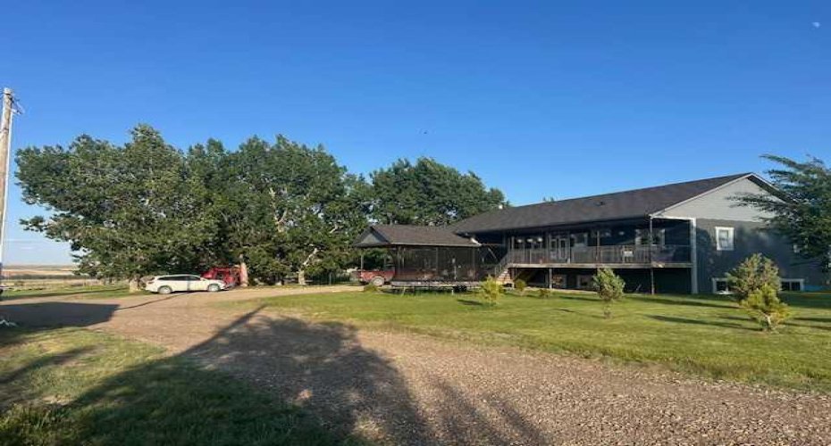 112029 RR 144, Rural Taber, M.D. of, Alberta T0K 1X0, 8 Bedrooms Bedrooms, ,3 BathroomsBathrooms,Residential,For Sale,RR 144,A2228598