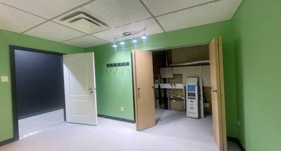 10018 101 Avenue, Grande Prairie, Alberta T8V0Y1, ,Commercial,For Sale,Wireworks,101,A2229662