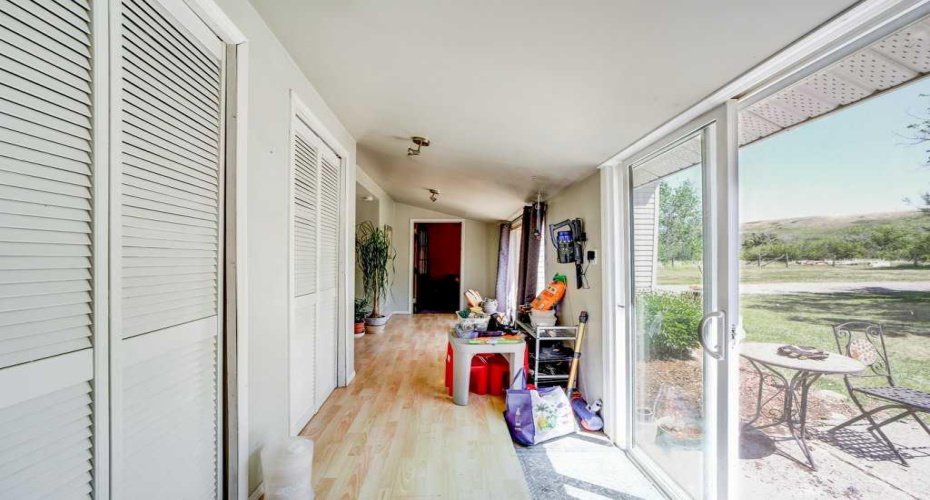 29320 TWP RD 7-0, Rural Pincher Creek No. 9, M.D. of, Alberta T0K 1W0, 2 Bedrooms Bedrooms, ,1 BathroomBathrooms,Residential,For Sale,TWP RD 7-0,A2229762