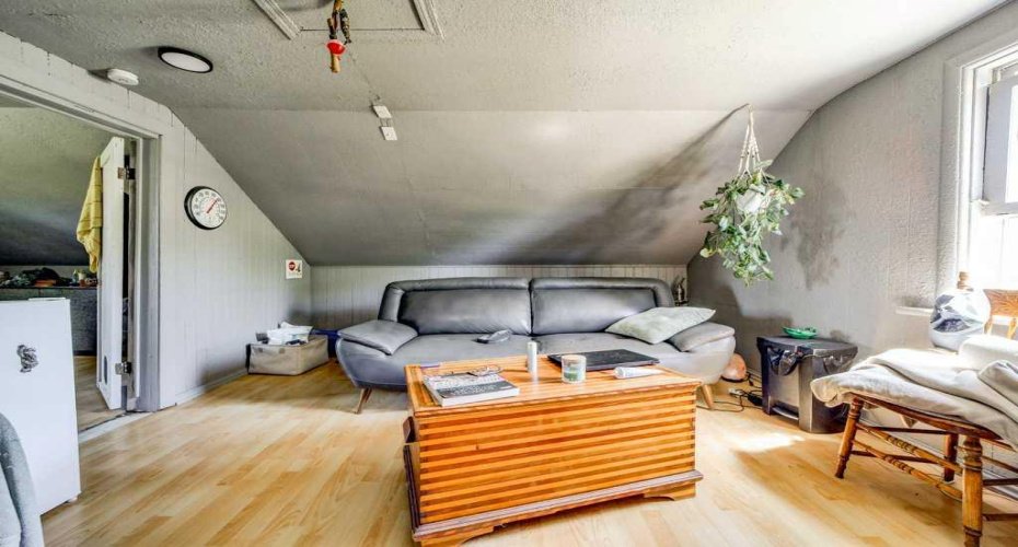 29320 TWP RD 7-0, Rural Pincher Creek No. 9, M.D. of, Alberta T0K 1W0, 2 Bedrooms Bedrooms, ,1 BathroomBathrooms,Residential,For Sale,TWP RD 7-0,A2229762