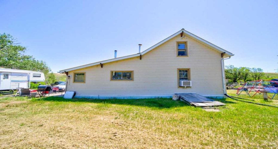 29320 TWP RD 7-0, Rural Pincher Creek No. 9, M.D. of, Alberta T0K 1W0, 2 Bedrooms Bedrooms, ,1 BathroomBathrooms,Residential,For Sale,TWP RD 7-0,A2229762