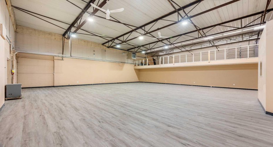 5201A 63 Street, Lloydminster, Alberta T9V 2E7, ,Commercial,For Lease,63,A2230244