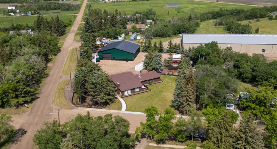 119 3rd Avenue, Alliance, Alberta T0B 0A0, 3 Bedrooms Bedrooms, ,2 BathroomsBathrooms,Residential,For Sale,3rd,A2230246