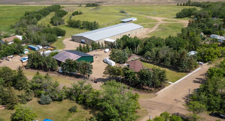 119 3rd Avenue, Alliance, Alberta T0B 0A0, 3 Bedrooms Bedrooms, ,2 BathroomsBathrooms,Residential,For Sale,3rd,A2230246