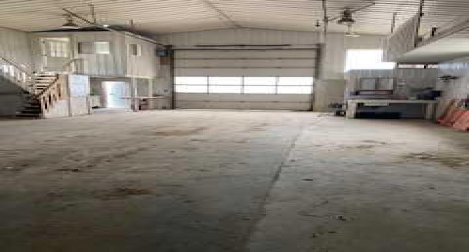 121 1 Avenue, Fox Creek, Alberta T0H 3Z0, ,Commercial,For Sale,1,A2230254