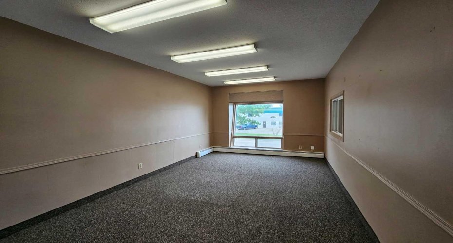 7836 49 Avenue, Red Deer, Alberta T4P 2B5, ,Commercial,For Lease,49,A2231028