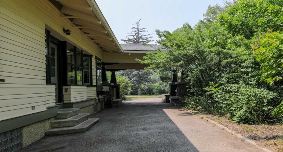 302 King Street, Nobleford, Alberta T0L 1S0, 4 Bedrooms Bedrooms, ,3 BathroomsBathrooms,Residential,For Sale,King Street,A2230649