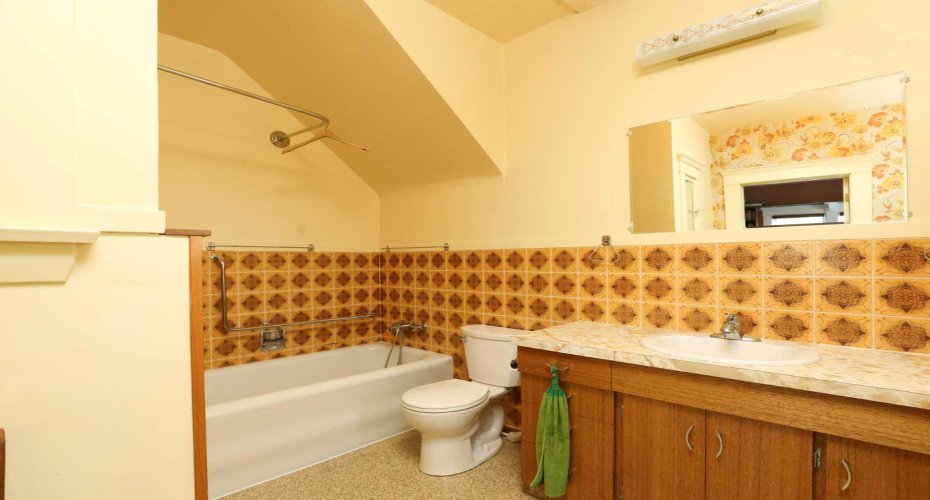 302 King Street, Nobleford, Alberta T0L 1S0, 4 Bedrooms Bedrooms, ,3 BathroomsBathrooms,Residential,For Sale,King Street,A2230649