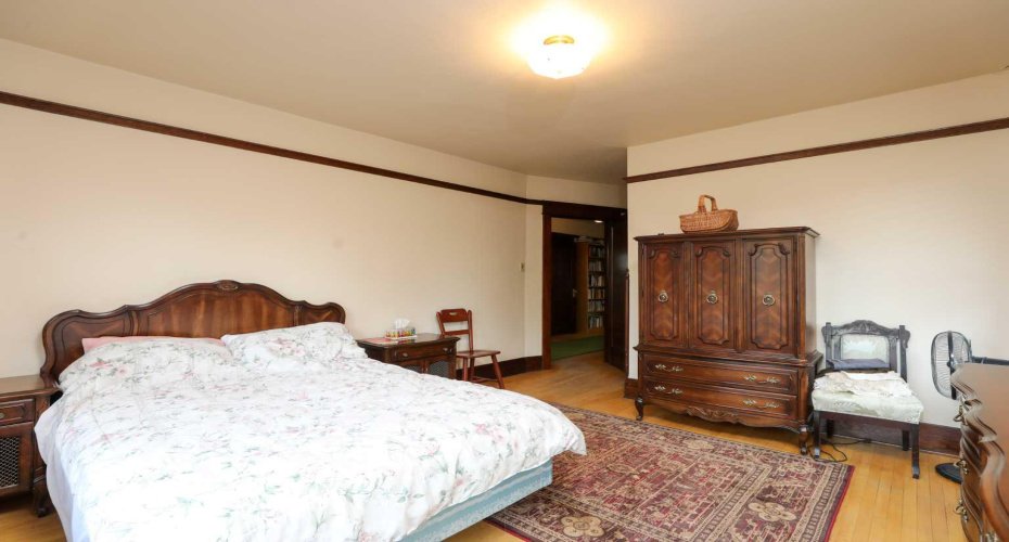 302 King Street, Nobleford, Alberta T0L 1S0, 4 Bedrooms Bedrooms, ,3 BathroomsBathrooms,Residential,For Sale,King Street,A2230649