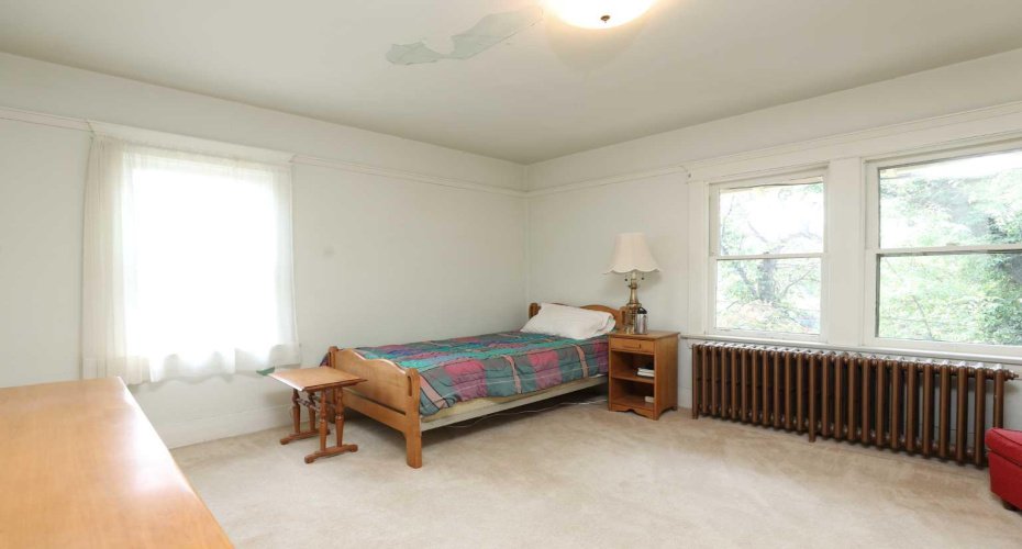 302 King Street, Nobleford, Alberta T0L 1S0, 4 Bedrooms Bedrooms, ,3 BathroomsBathrooms,Residential,For Sale,King Street,A2230649