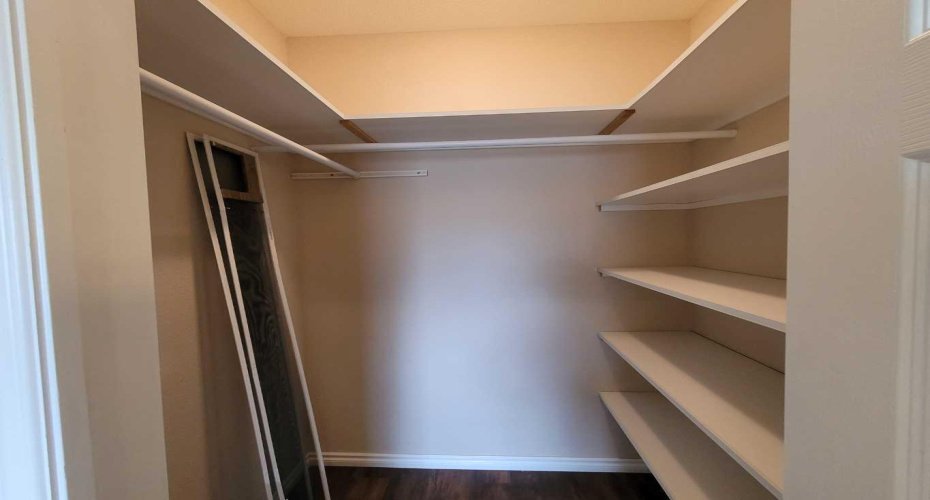 Entryway Walk-in Closet
