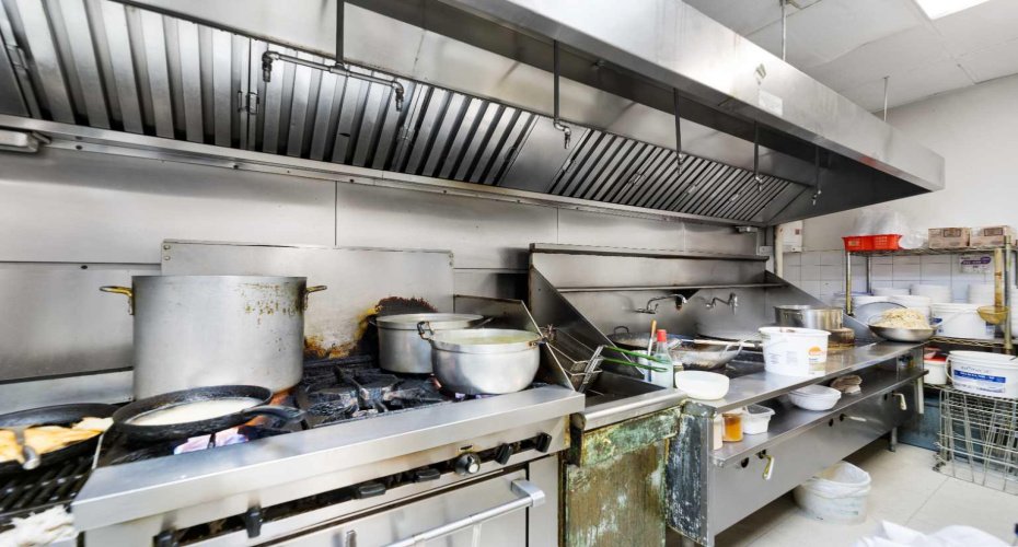 2066 18 Avenue, Calgary, Alberta T2E8N5, ,Commercial,For Lease,18,A2231327