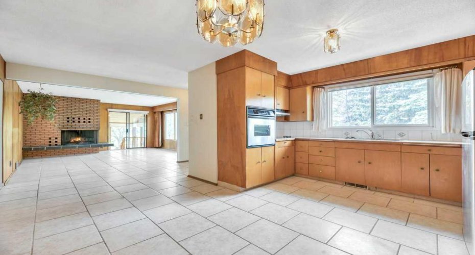 121 Cousin Street, Rural Wheatland County, Alberta T1P 0X8, 4 Bedrooms Bedrooms, ,3 BathroomsBathrooms,Residential,For Sale,Cousin,A2230917