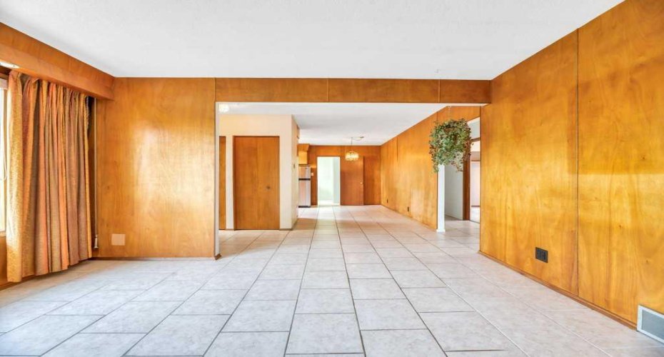 121 Cousin Street, Rural Wheatland County, Alberta T1P 0X8, 4 Bedrooms Bedrooms, ,3 BathroomsBathrooms,Residential,For Sale,Cousin,A2230917