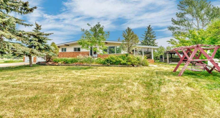 121 Cousin Street, Rural Wheatland County, Alberta T1P 0X8, 4 Bedrooms Bedrooms, ,3 BathroomsBathrooms,Residential,For Sale,Cousin,A2230917