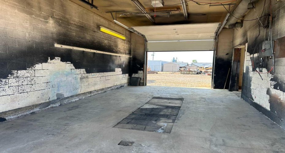 6002 60 Avenue, Taber, Alberta T1G 2C1, ,Commercial,For Sale,60,A2230951