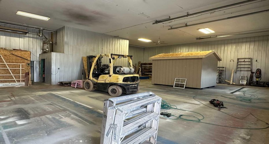 6002 60 Avenue, Taber, Alberta T1G 2C1, ,Commercial,For Sale,60,A2230951