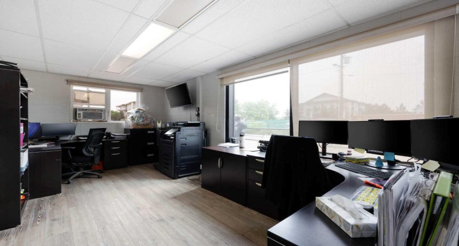 8030 Golosky Avenue, Fort McMurray, Alberta T9H 1V5, ,Commercial,For Lease,Golosky,A2231511