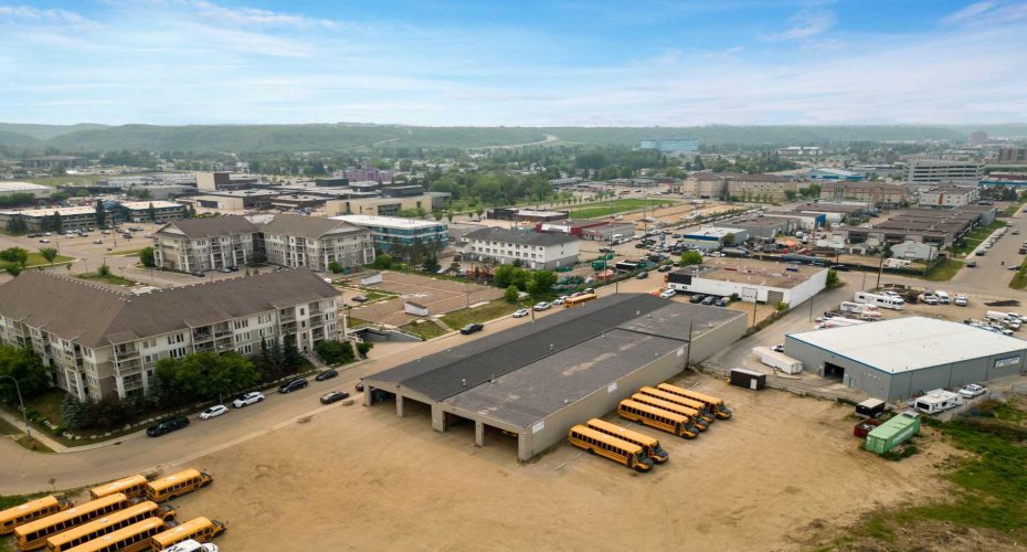 8030 Golosky Avenue, Fort McMurray, Alberta T9H 1V5, ,Commercial,For Lease,Golosky,A2231511