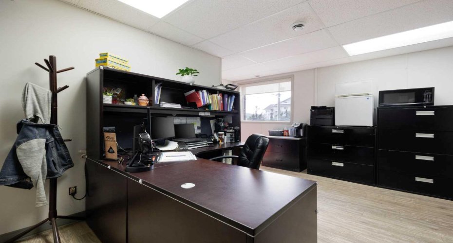 8030 Golosky Avenue, Fort McMurray, Alberta T9H 1V5, ,Commercial,For Lease,Golosky,A2231511