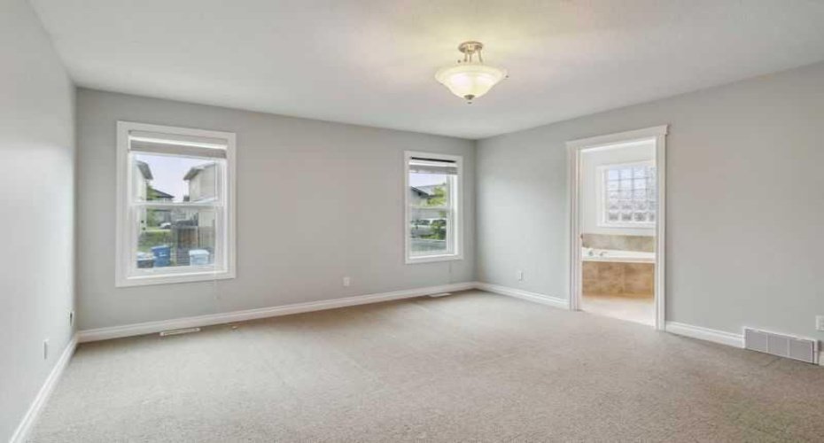 221 Ash Way, Fort McMurray, Alberta T9K0G2, 7 Bedrooms Bedrooms, ,3 BathroomsBathrooms,Residential,For Sale,Ash,A2231444