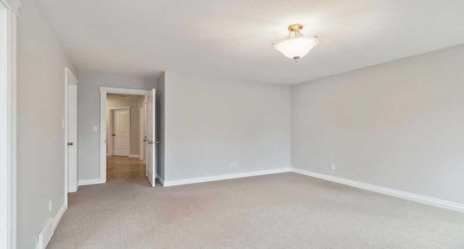 221 Ash Way, Fort McMurray, Alberta T9K0G2, 7 Bedrooms Bedrooms, ,3 BathroomsBathrooms,Residential,For Sale,Ash,A2231444