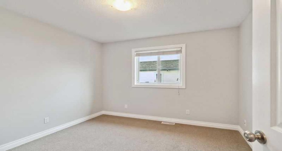 221 Ash Way, Fort McMurray, Alberta T9K0G2, 7 Bedrooms Bedrooms, ,3 BathroomsBathrooms,Residential,For Sale,Ash,A2231444