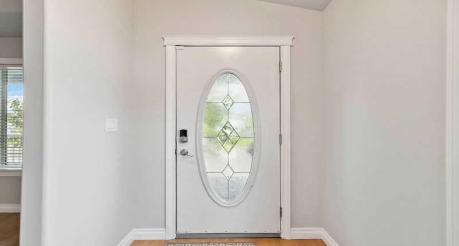 221 Ash Way, Fort McMurray, Alberta T9K0G2, 7 Bedrooms Bedrooms, ,3 BathroomsBathrooms,Residential,For Sale,Ash,A2231444